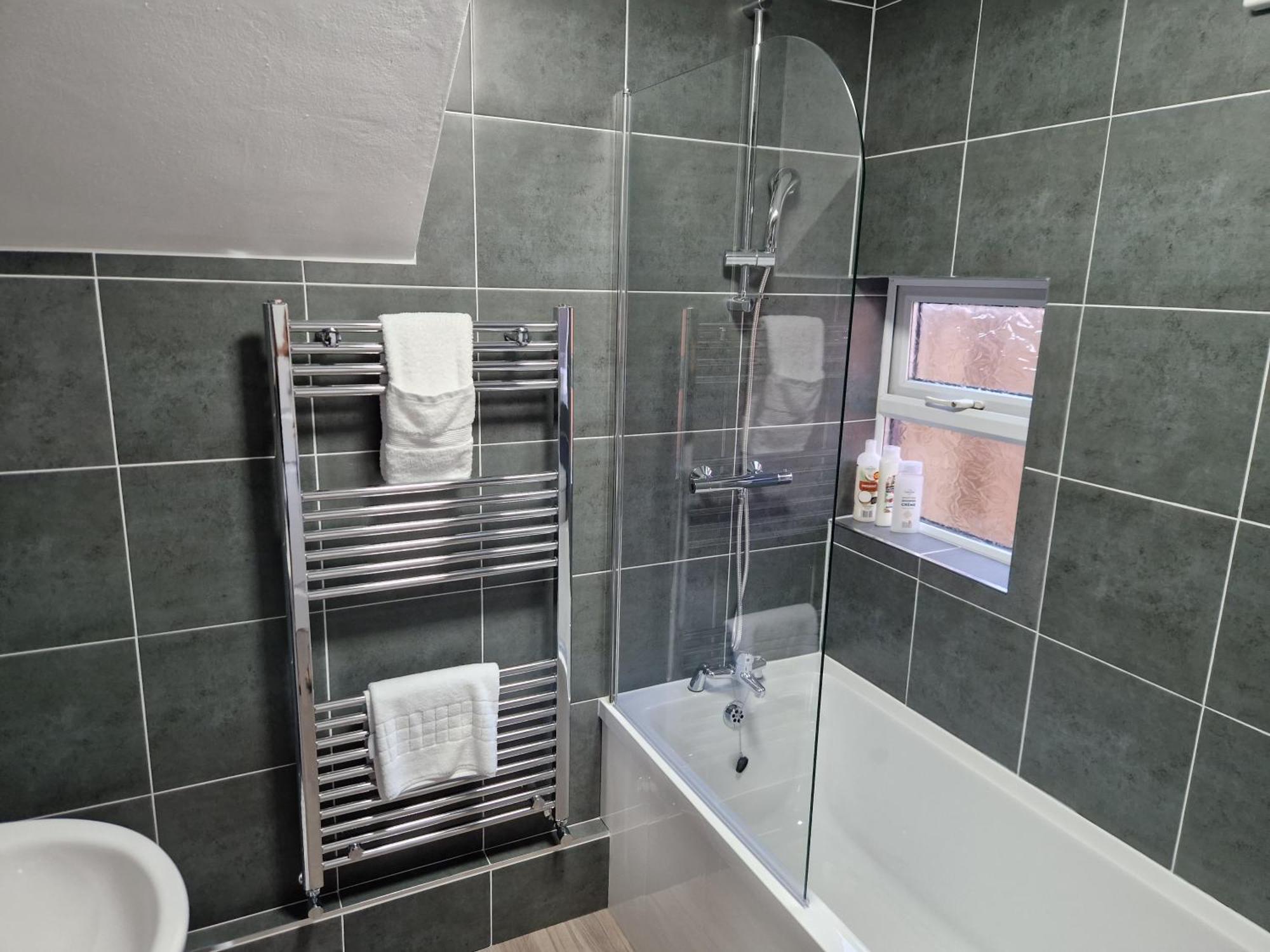 Birtley'S Amethyst, 3 Bedroom Apt ,Sleeps 6 Guest Birtley (Tyne and Wear) Exterior foto